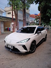 รถยนต์ 5 ที่นั่ง