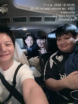 ผู้โดยสาร 5 ท่าน พร้อมสัมภาระ